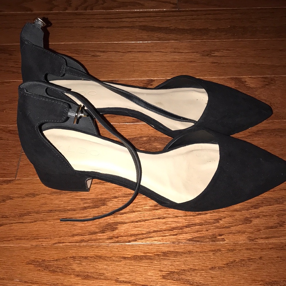 Also black mid heel